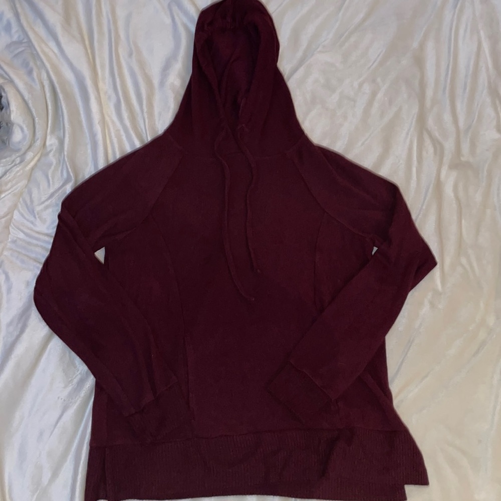 Burgundy lightweight sweatshirt